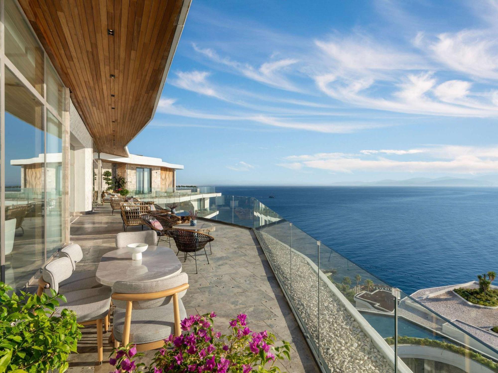 Swissotel Living Отель 5*